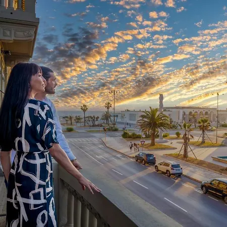 Готель Esplanade 4*