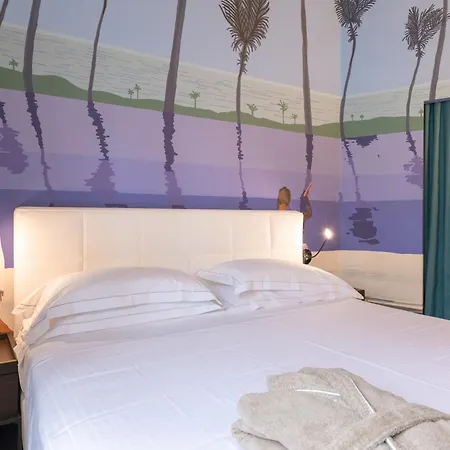 Esplanade 4* В'яреджо