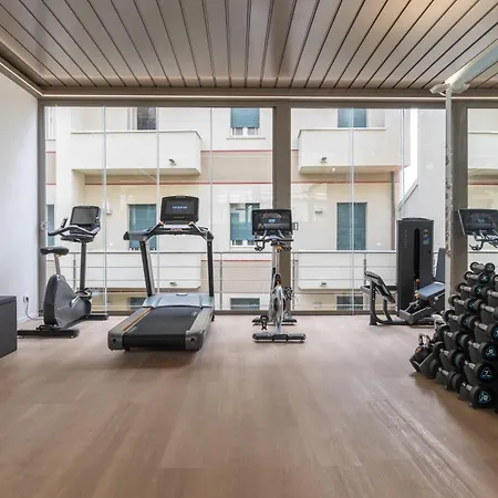 Готель Esplanade 4*
