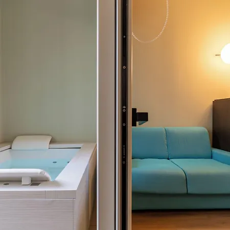 Hotel Esplanade 4*